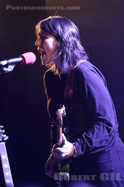 THE BREEDERS - 2018-11-21 - PARIS - Le Trianon - Kelley Deal